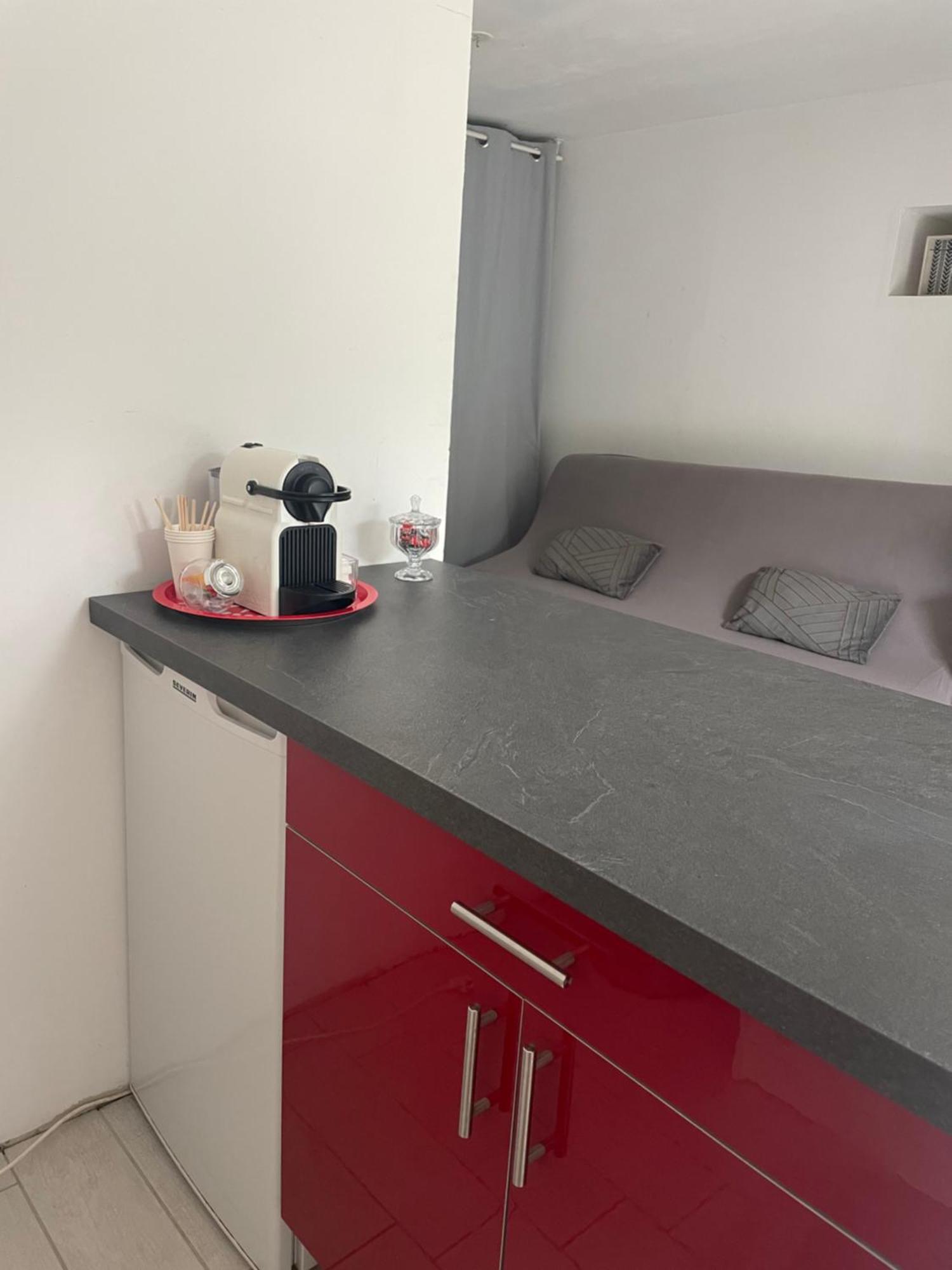 Petit Studio Aux Portes Du Beaujolais Saint-Germain-Nuelles Extérieur photo